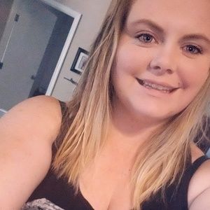 Meet your Posher, Mackenzie